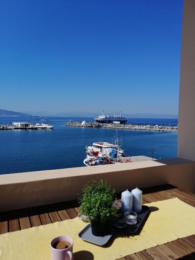 Aegina Port Apt 2-Διαμέρισμα Στο Λιμάνι Της Αίγινας 2 Екстер'єр фото