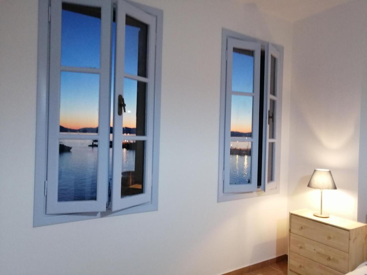 Aegina Port Apt 2-Διαμέρισμα Στο Λιμάνι Της Αίγινας 2 Екстер'єр фото