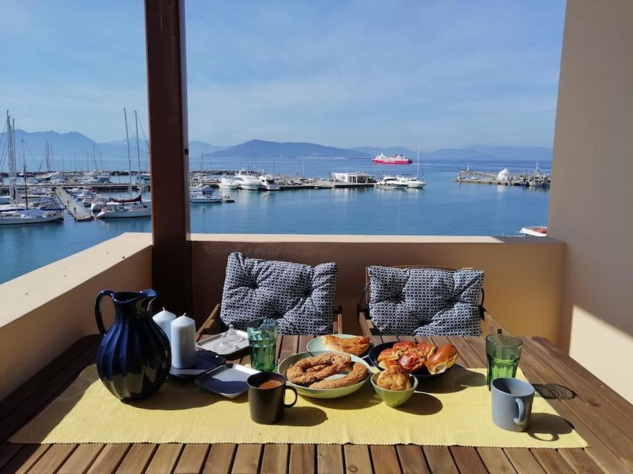 Aegina Port Apt 2-Διαμέρισμα Στο Λιμάνι Της Αίγινας 2 Екстер'єр фото